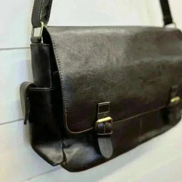 COPY - Messenger Bag Leather Brownish Red Carries up to 16.4" Laptop - Picture 12 of 14